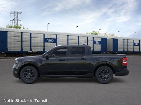 New 2026 Ford Maverick XLT w/ XLT Luxury Package FWD image 34