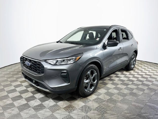 Used 2025 Ford Escape ST-Line w/ Equipment Group 301A FWD image 7