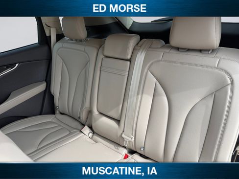 Used 2022 Lincoln Nautilus Standard w/ Premium Package image 13