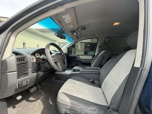 Used 2010 Nissan Titan PRO-4X AWD/4WD image 12