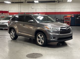 Used 2016 Toyota Highlander Limited FWD video 2