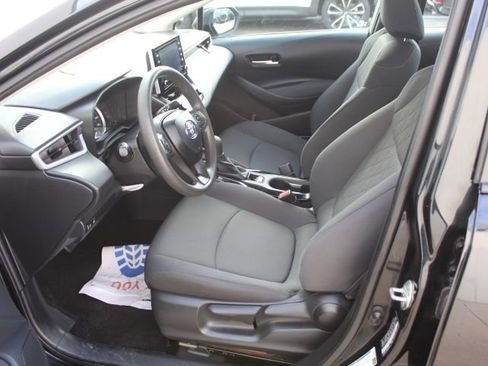Used 2020 Toyota Corolla LE image 26