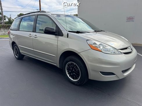 Used 2006 Toyota Sienna CE FWD image 3