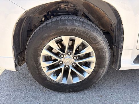 Used 2019 Lexus GX 460 Luxury AWD/4WD image 9
