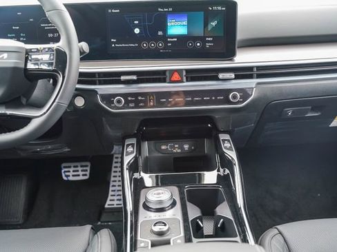New 2026 Kia Sorento SX Prestige image 15