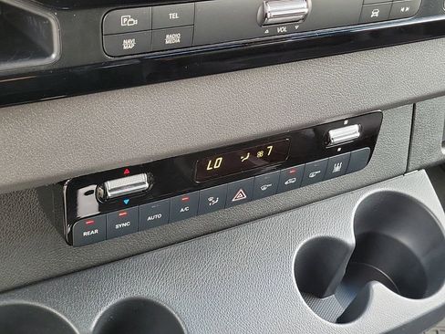 New 2024 Mercedes-Benz Sprinter 2500 image 19