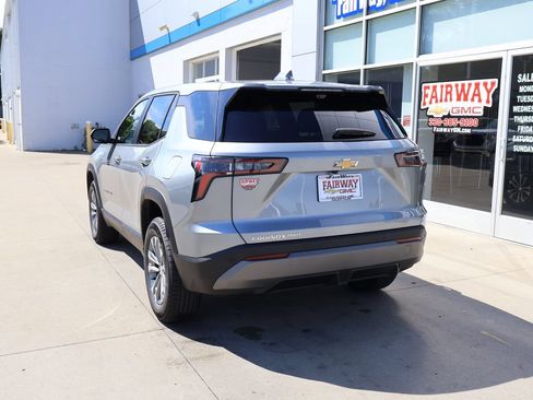New 2026 Chevrolet Equinox LT w/ Convenience Package II AWD/4WD image 8