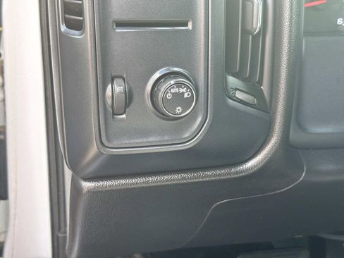 Used 2016 Chevrolet Silverado 2500 W/T AWD/4WD image 26