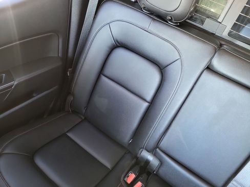 Used 2019 Chevrolet Colorado ZR2 w/ Colorado ZR2 Bison Edition image 12