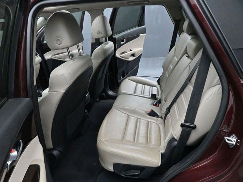 Used 2020 Kia Sorento EX FWD image 32