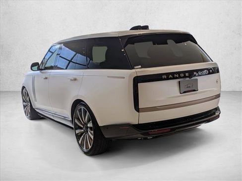 New 2026 Land Rover Range Rover SV AWD/4WD image 9