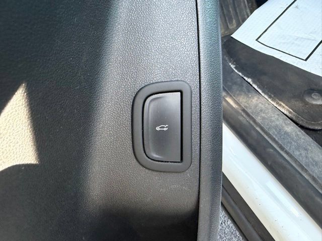 Certified 2024 Chevrolet Traverse LT FWD image 18