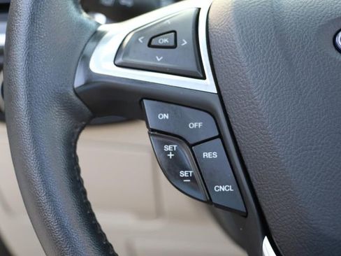 Used 2024 Ford Edge Titanium image 29