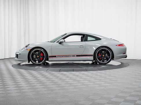 Certified 2016 Porsche 911 Carrera GTS RWD image 47