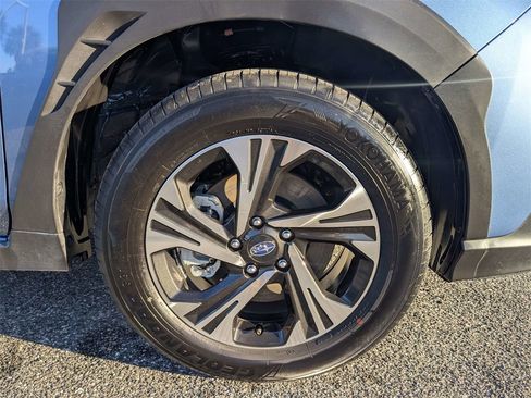 Used 2024 Subaru Crosstrek 2.0i Premium image 11