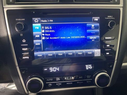 Used 2018 Subaru Outback 2.5i Limited image 17