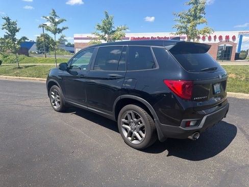 Used 2023 Honda Passport EX-L image 17