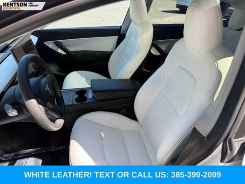 Used 2021 Tesla Model Y Long Range AWD/4WD image 24