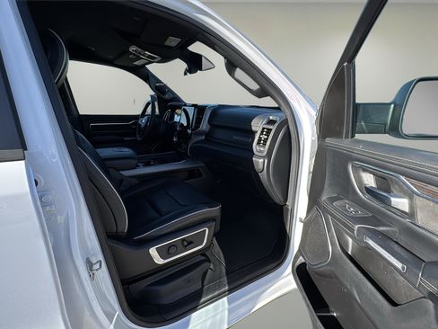 Used 2025 RAM 1500 Laramie image 13