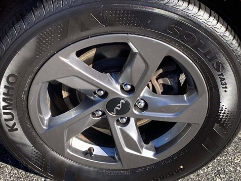 Used 2023 Kia K5 LXS image 24