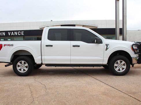 Used 2022 Ford F150 XLT w/ Equipment Group 301A Mid AWD/4WD image 14