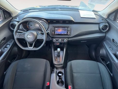 Used 2024 Nissan Kicks S image 10