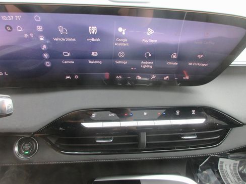 New 2026 Buick Enclave Sport Touring w/ Power Package image 21