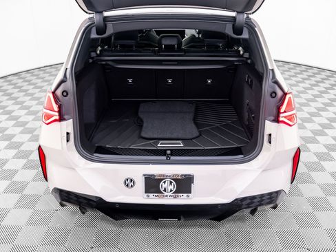 Certified 2025 BMW X3 xDrive30i w/ M Sport Package image 29