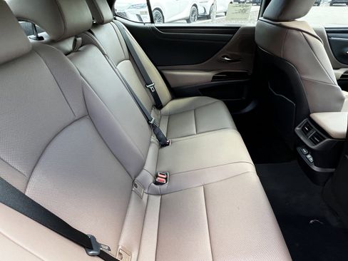 New 2025 Lexus ES 350 w/ Premium Package image 28