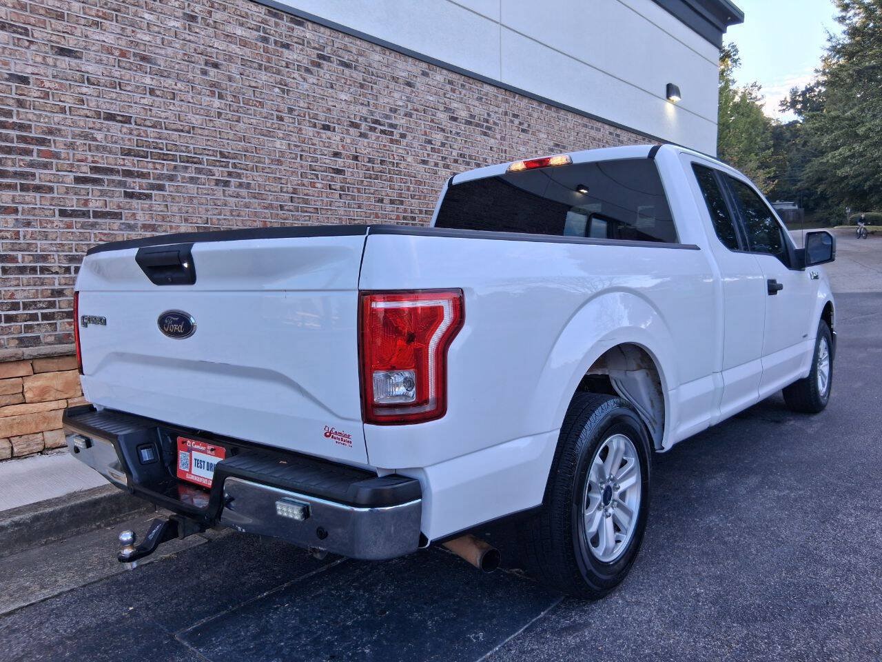 Used 2016 Ford F150 XLT w/ Equipment Group 301A Mid RWD image 5