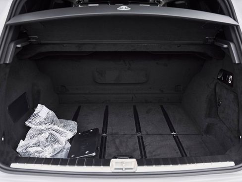Used 2026 Mercedes-Benz Maybach GLS 600 4MATIC image 17