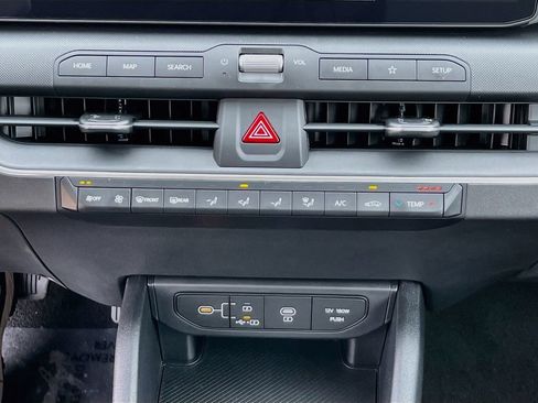 Certified 2025 Kia K4 FWD image 16