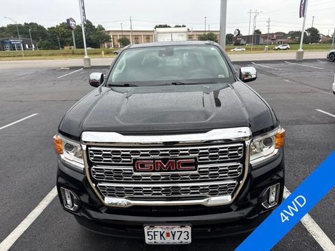 Used 2022 GMC Canyon Denali AWD/4WD image 2