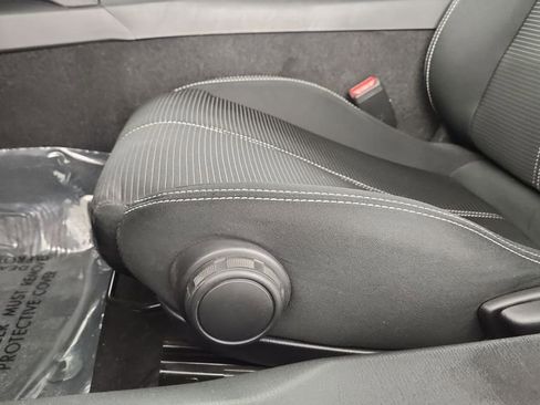 Used 2018 FIAT 124 Spider Classica RWD image 15