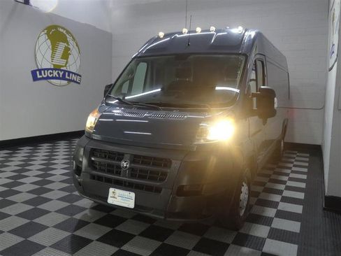 Used 2018 RAM ProMaster 2500 FWD image 3