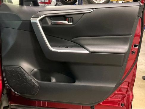 Used 2019 Toyota RAV4 XLE w/ Convenience Package AWD/4WD image 24