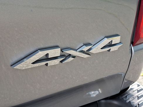 Used 2023 RAM 1500 Big Horn AWD/4WD image 30