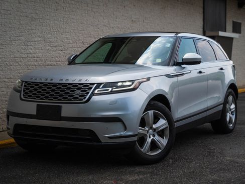 Used 2023 Land Rover Range Rover Velar S AWD/4WD image 2