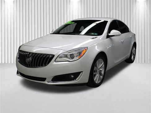 Used 2016 Buick Regal FWD image 8