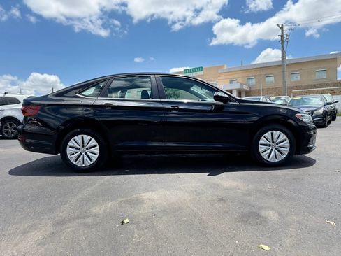 Used 2019 Volkswagen Jetta S FWD image 3