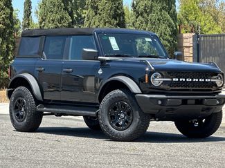 New 2026 Ford Bronco Outer Banks w/ Sasquatch Package AWD/4WD video 2