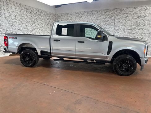 Used 2023 Ford F250 XL w/ STX Appearance Package image 8