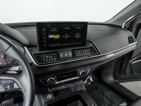 Used 2024 Audi Q5 2.0T Premium AWD/4WD image 13