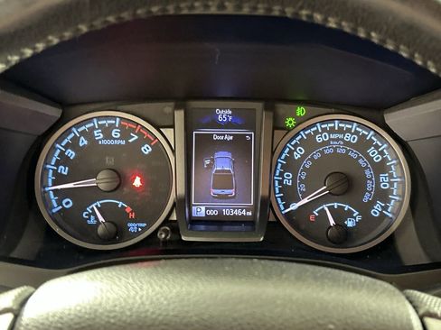 Used 2021 Toyota Tacoma TRD Sport w/ Technology Package RWD image 14