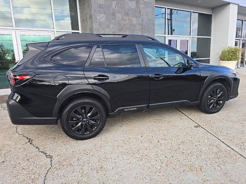Used 2023 Subaru Outback Onyx Edition XT image 11