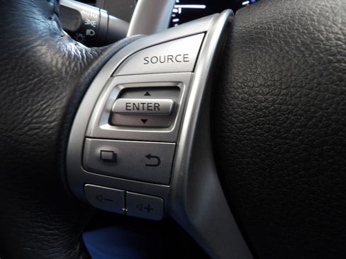 Used 2016 Nissan Altima 2.5 SR image 28