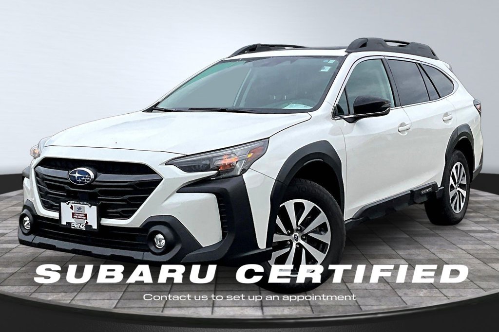 Used 2025 Subaru Outback Premium AWD/4WD image 1