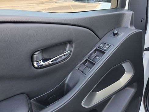 New 2026 Nissan Frontier SV image 14