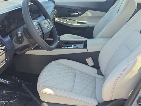New 2026 Nissan Sentra SL w/ Floor Mat Package FWD image 15