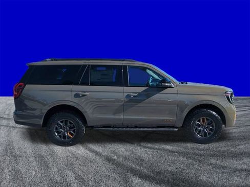 New 2026 Ford Expedition Tremor image 3